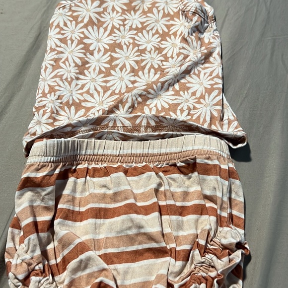 Bamboo - Picture 3 of 8